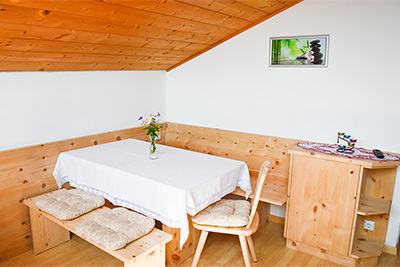 Ecktisch Ferienwohnung Edelweiss